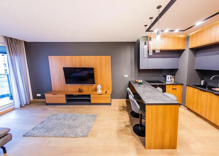 Euro Riverside Luxury Apartment 2
